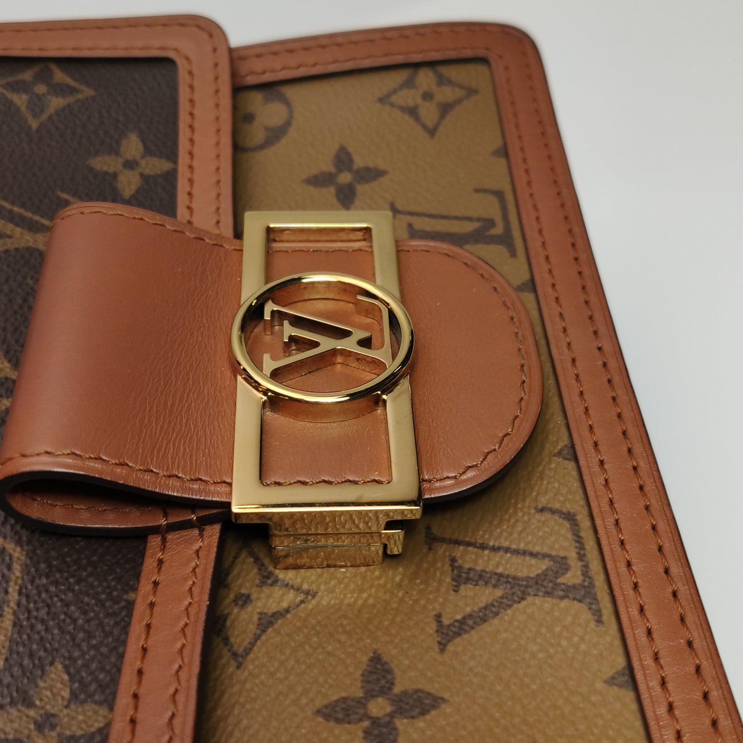 LOUIS VUITTON DAUPHINE