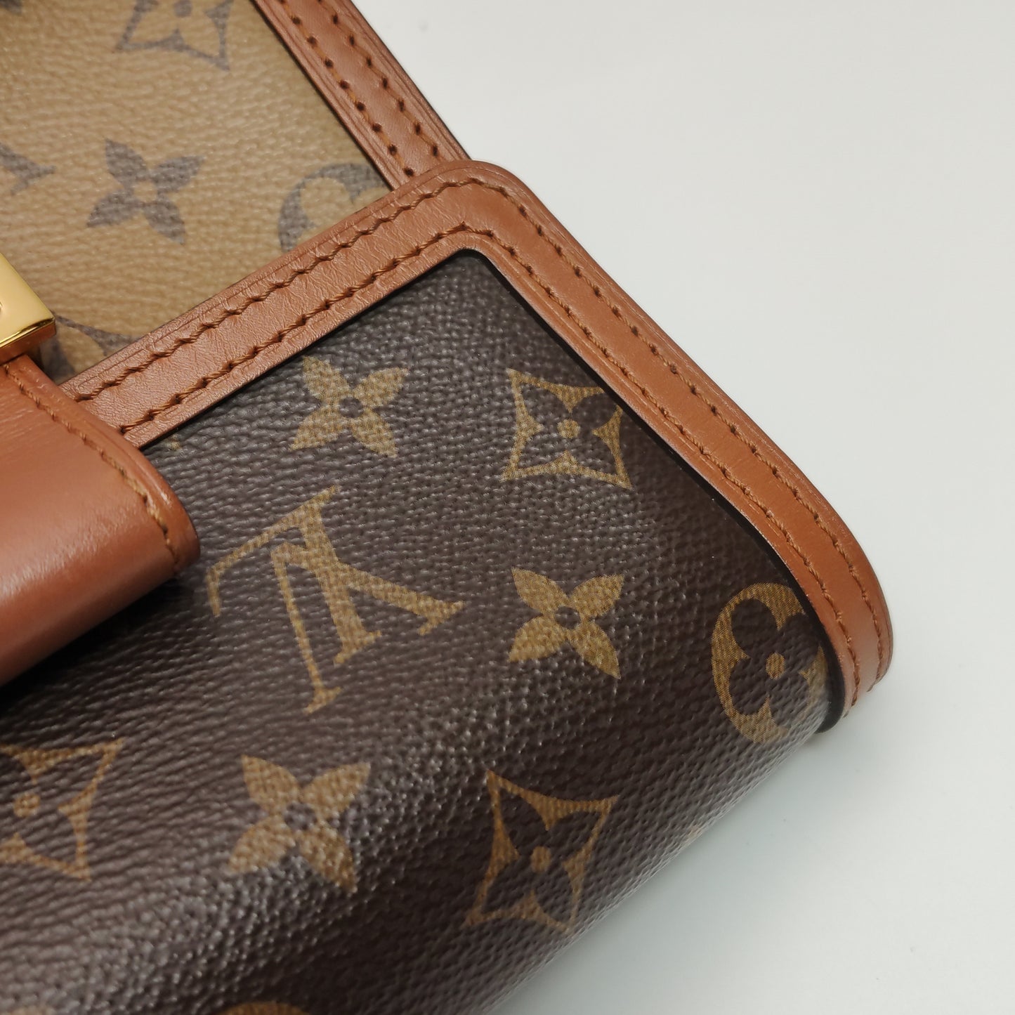 LOUIS VUITTON DAUPHINE