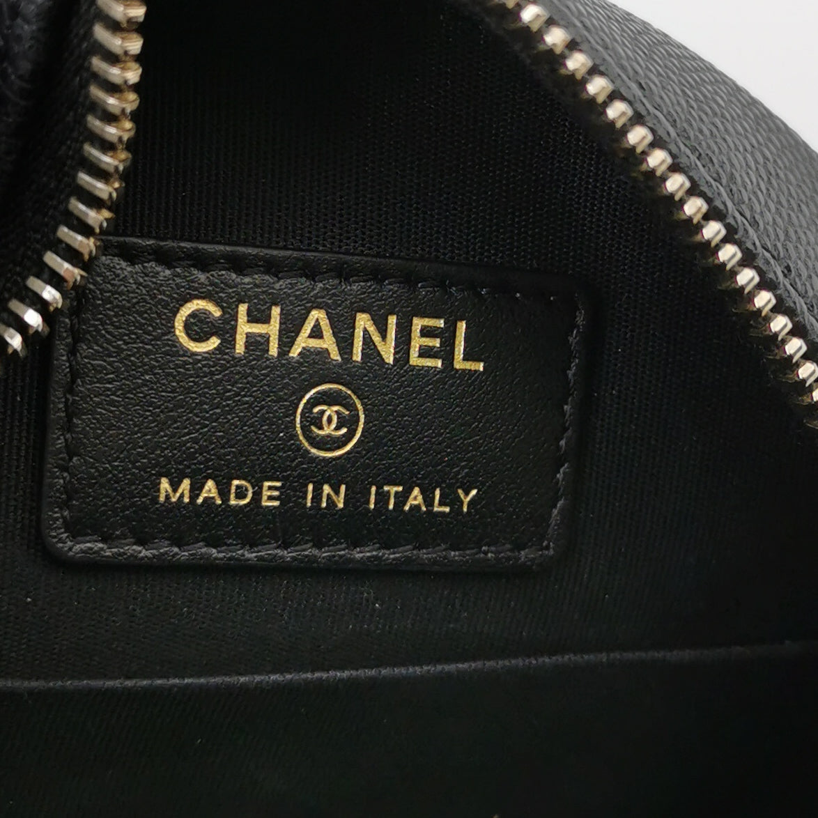 CHANEL ROUND BAG