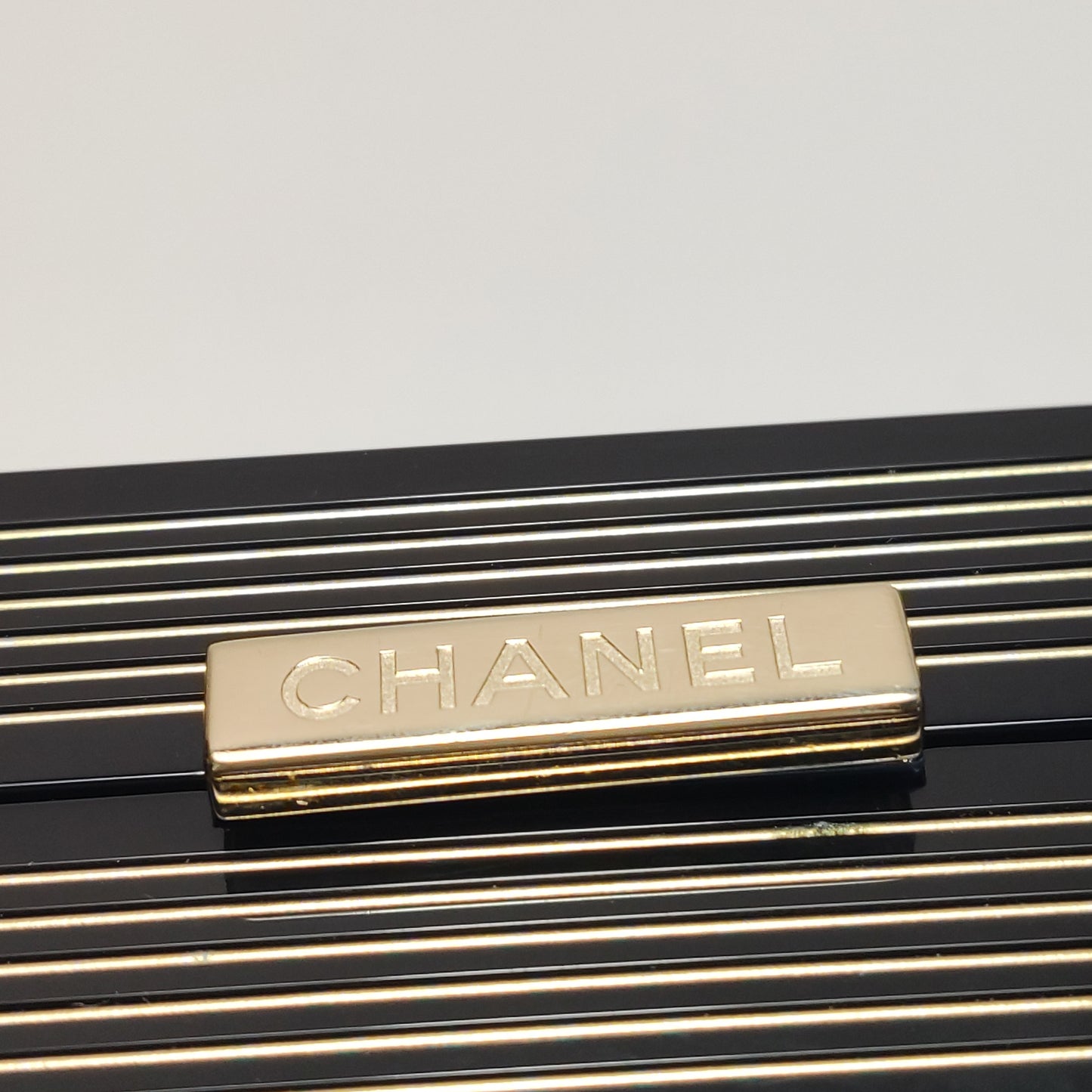CHANEL PLEXIGLAS PEARL CARD BAG