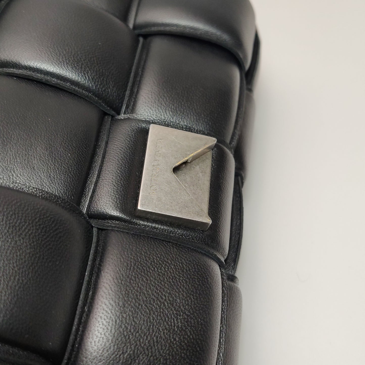 BOTTEGA VENETA CASSETTE BAG