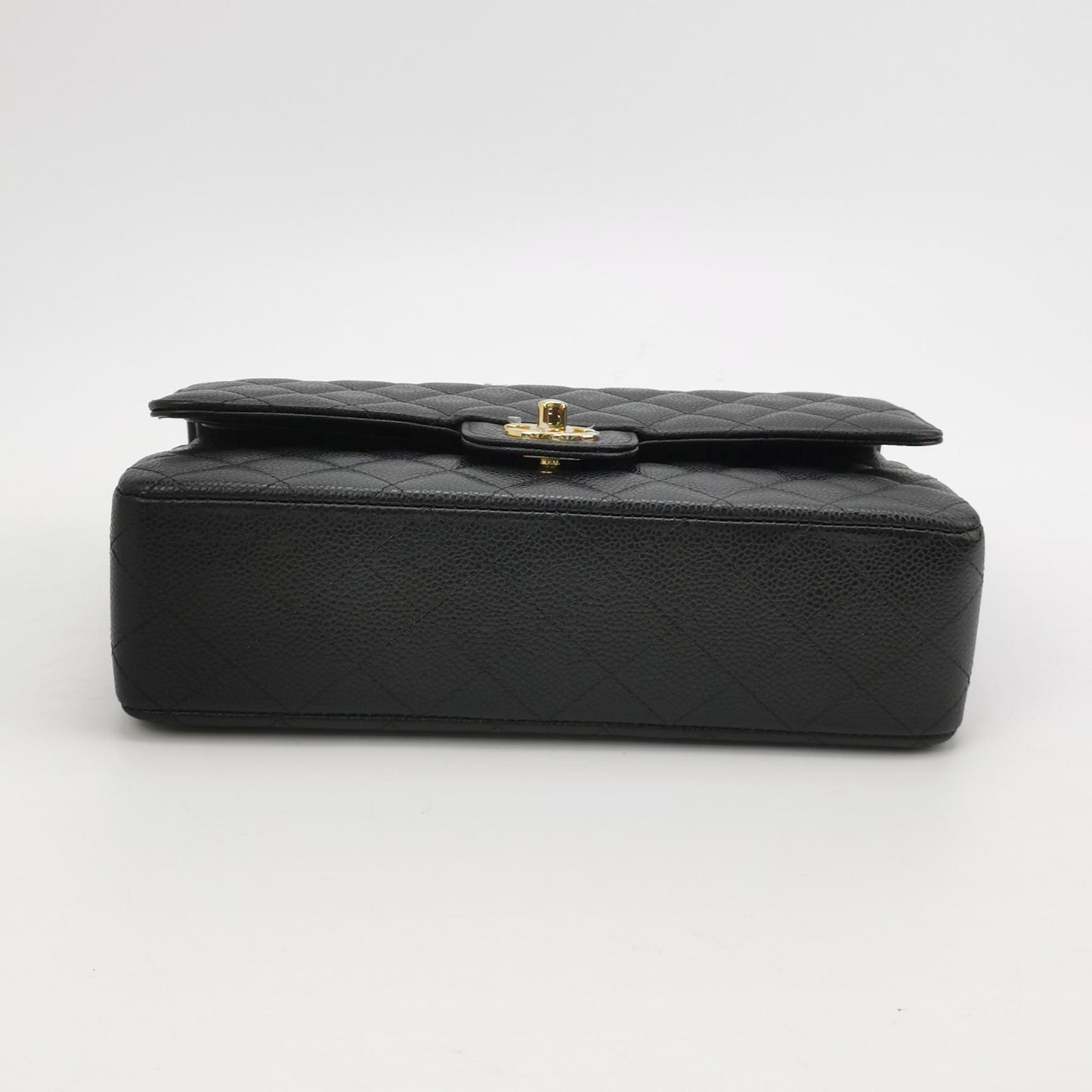 CHANEL CLASSIC FLAP BAG