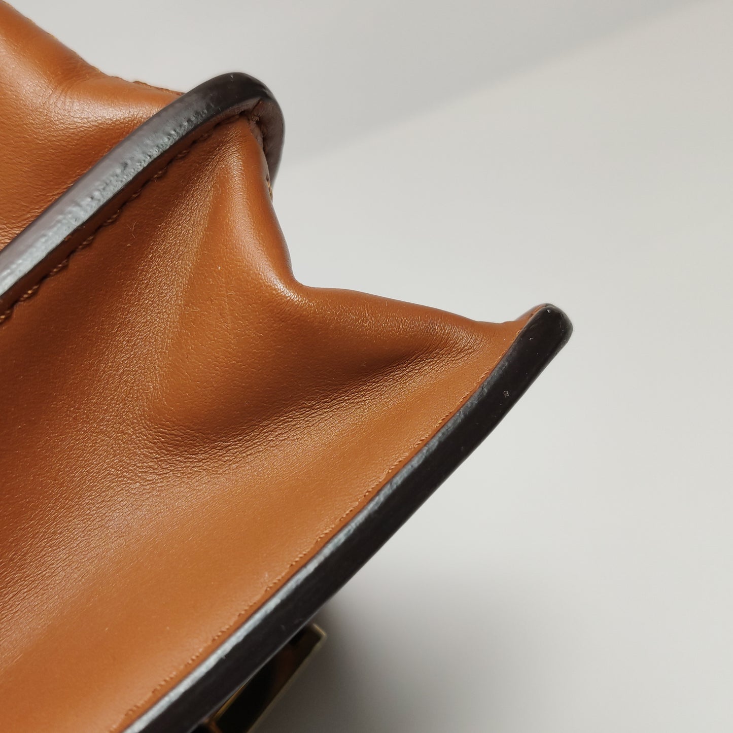 LOUIS VUITTON DAUPHINE