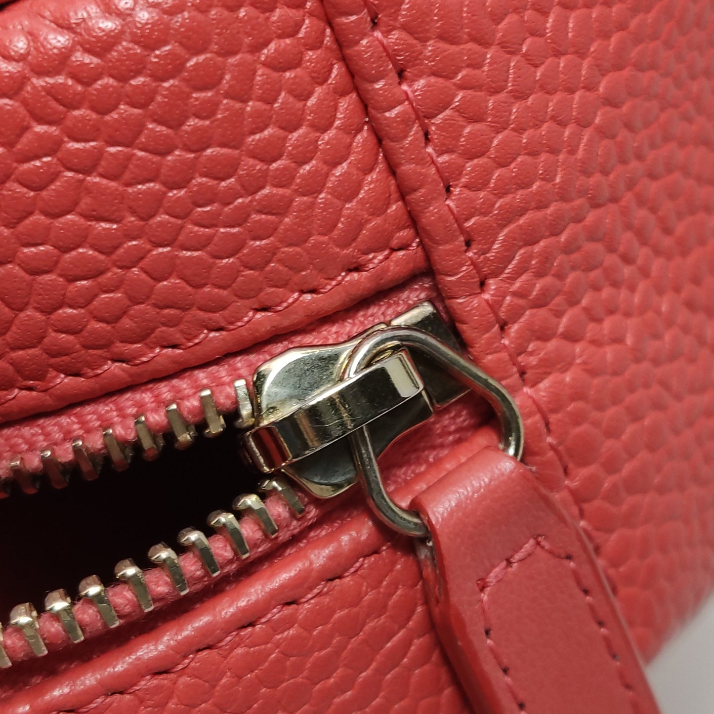 CHANEL ROUND BAG