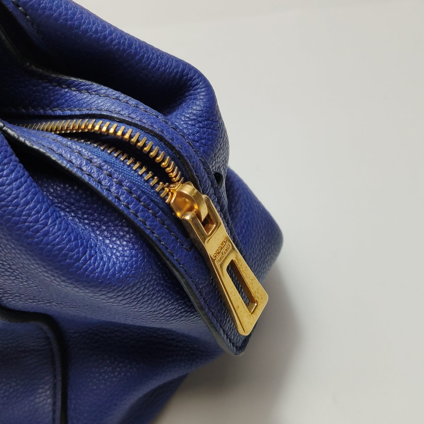 PRADA VITELLO DAINO