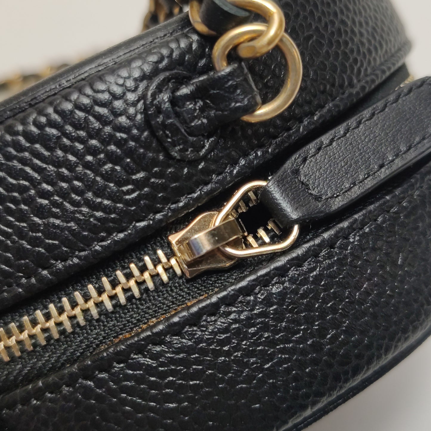 CHANEL ROUND BAG