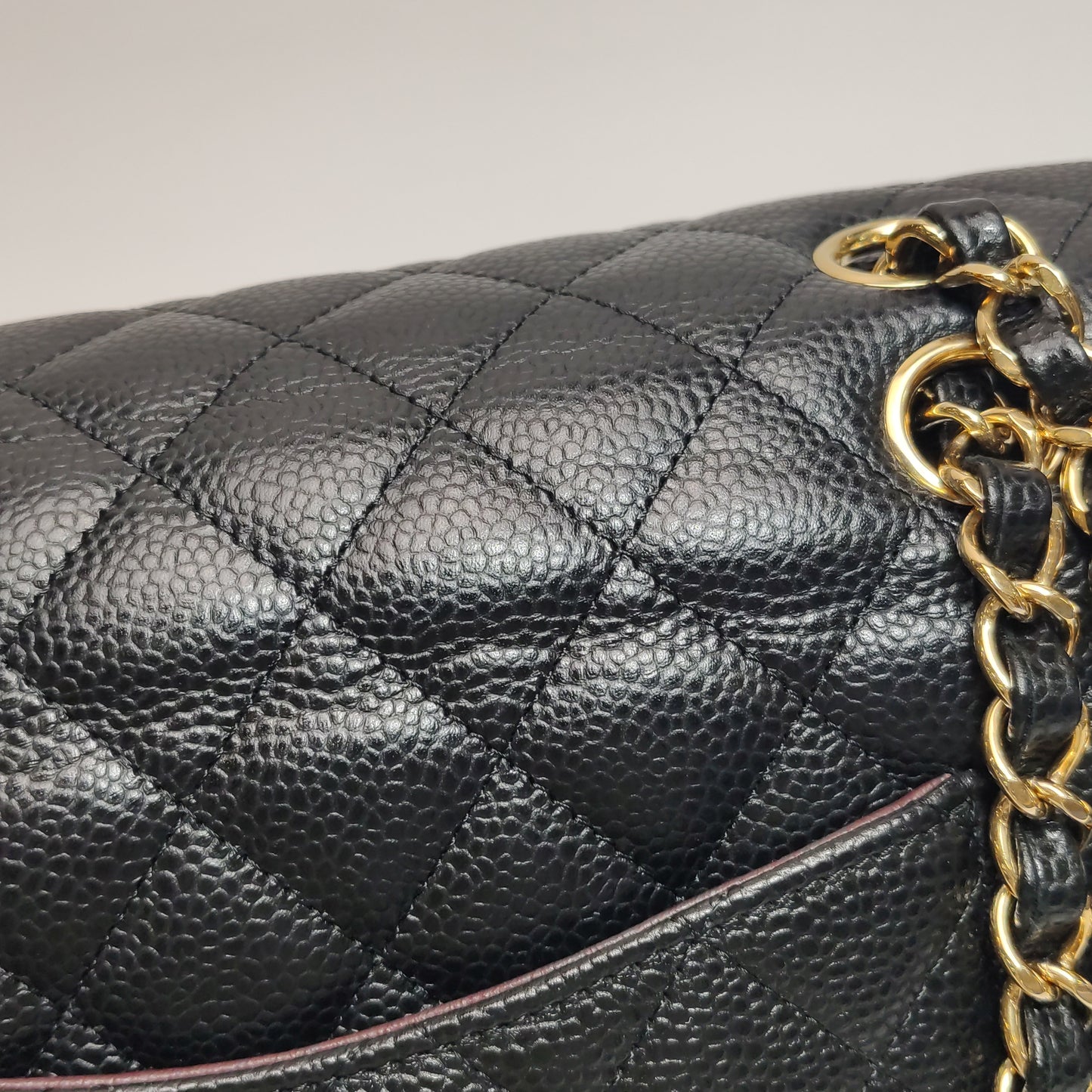 CHANEL CLASSIC FLAP BAG