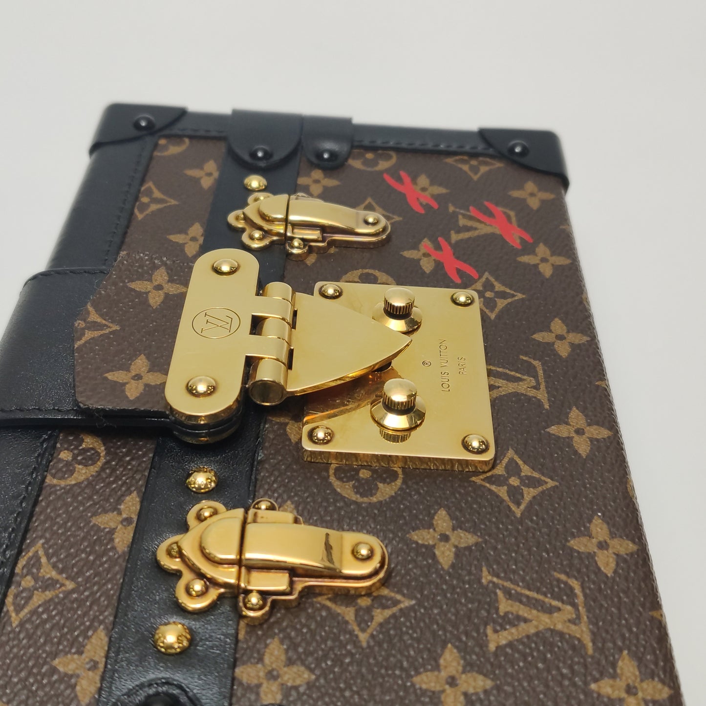 LOUIS VUITTON PETITE MALLE