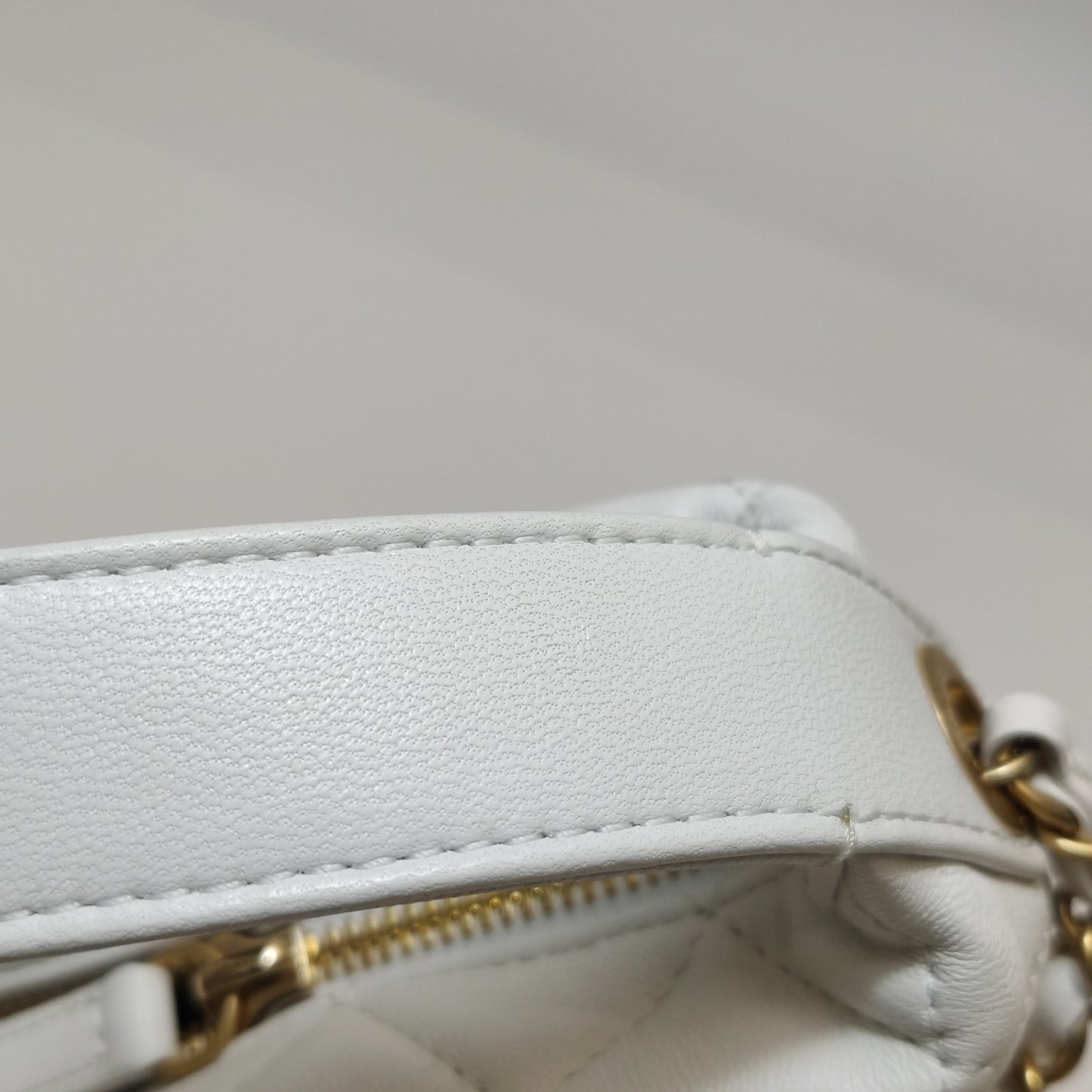 CHANEL PERFECT MEETING HOBO
