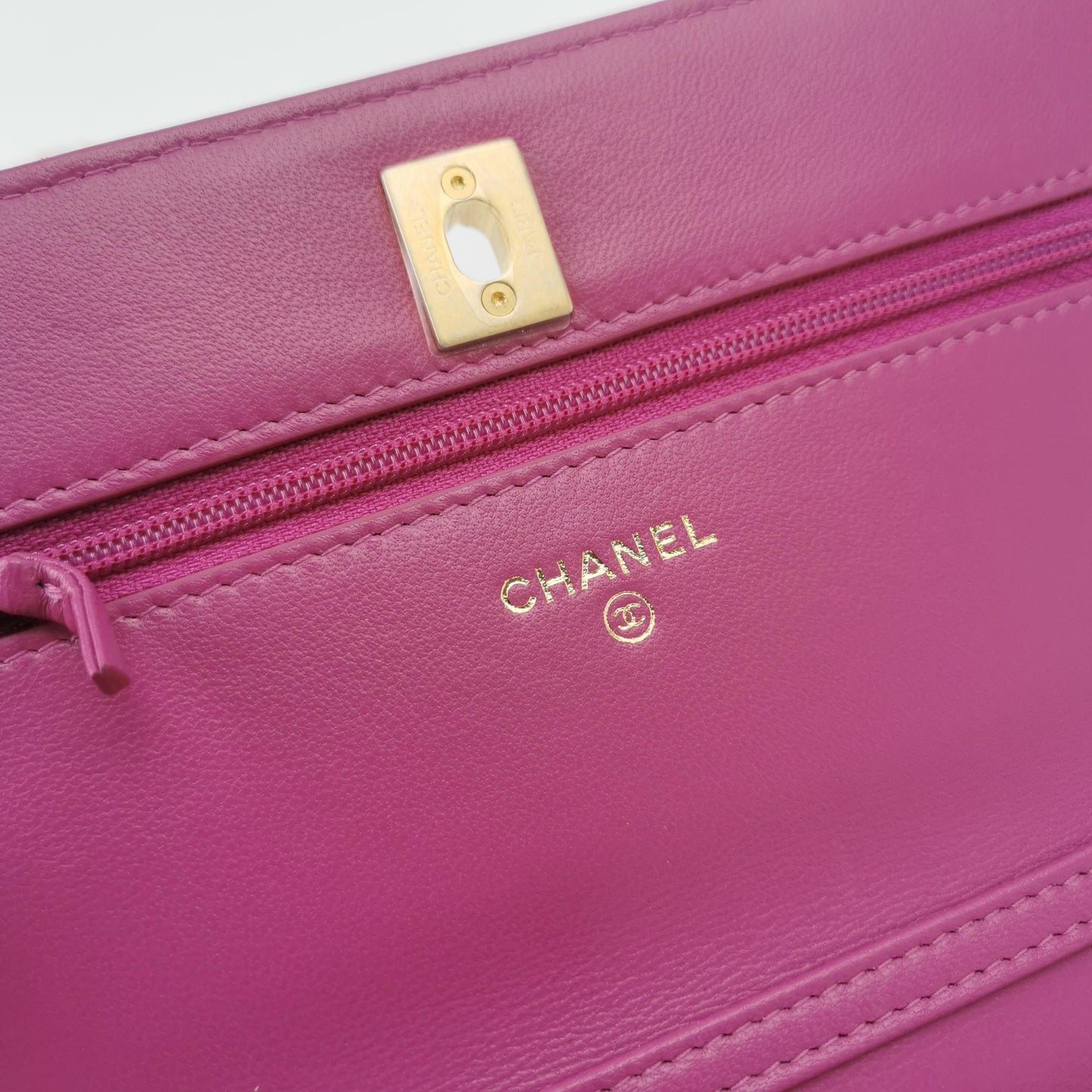 CHANEL CLASSIC FLAP BAG