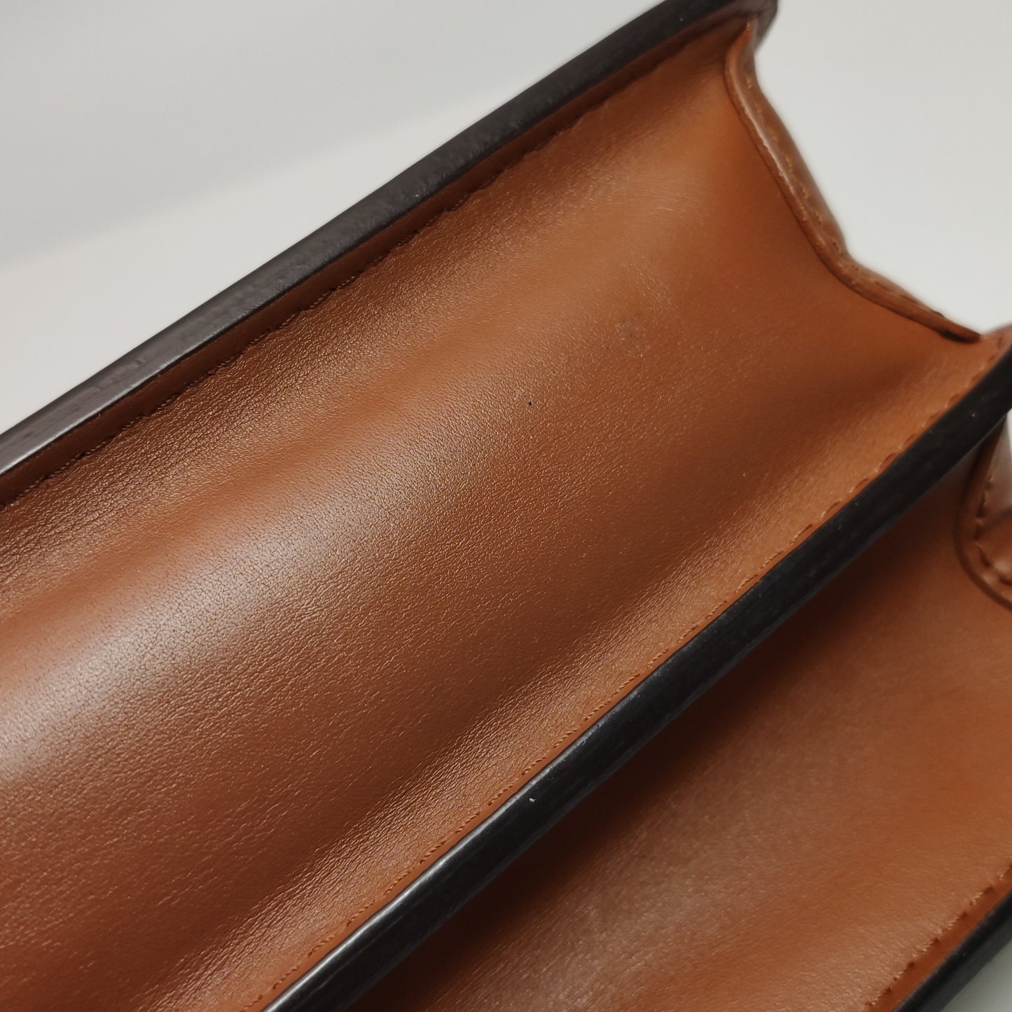 LOUIS VUITTON DAUPHINE