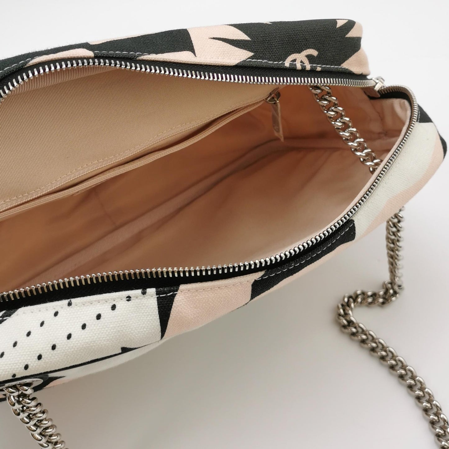 CHANEL VINTAGE DECOUVERTE BAG