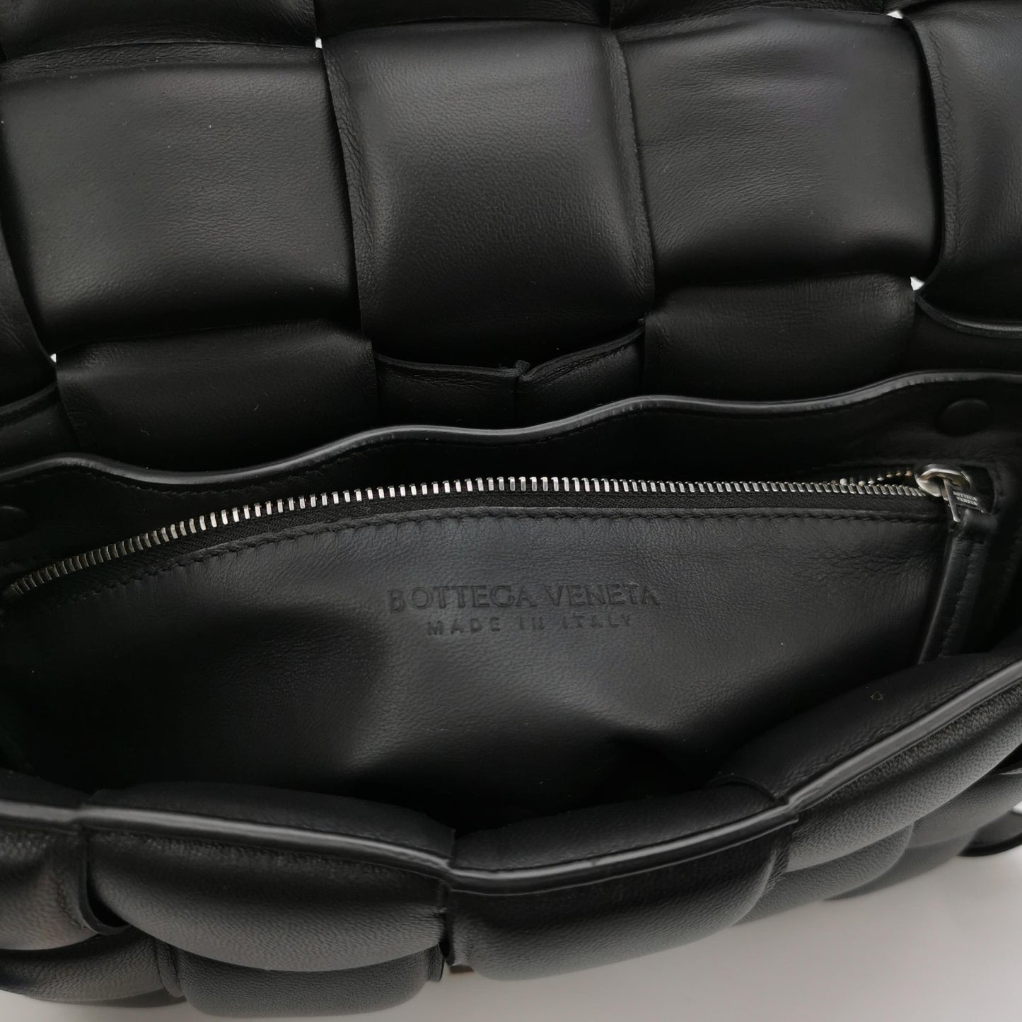 BOTTEGA VENETA CASSETTE BAG