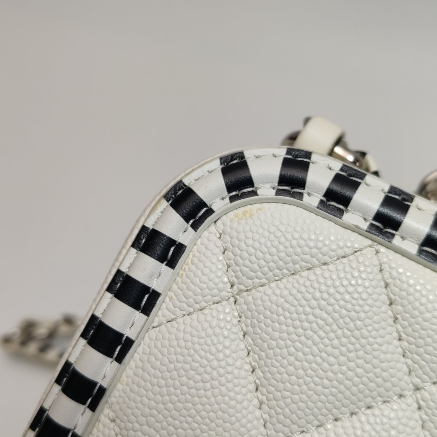 CHANEL VANITY CASE