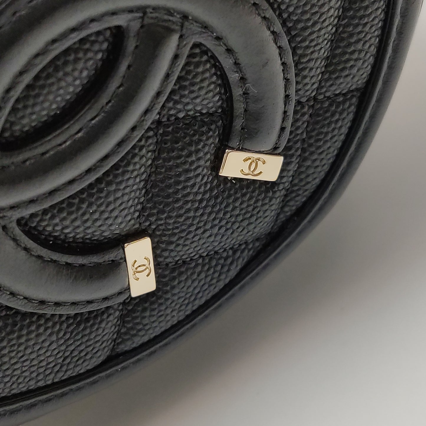 CHANEL ROUND BAG