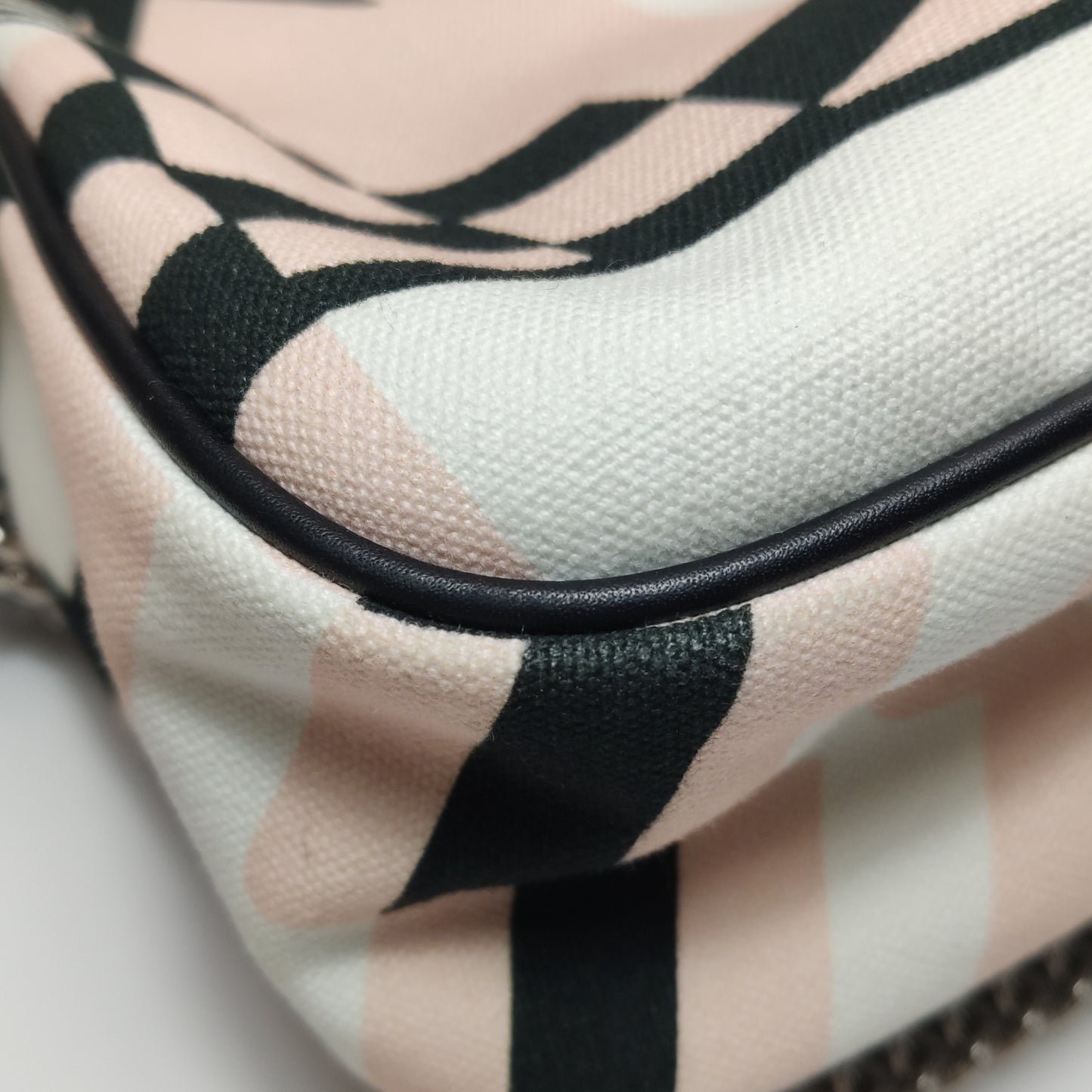 CHANEL VINTAGE DECOUVERTE BAG