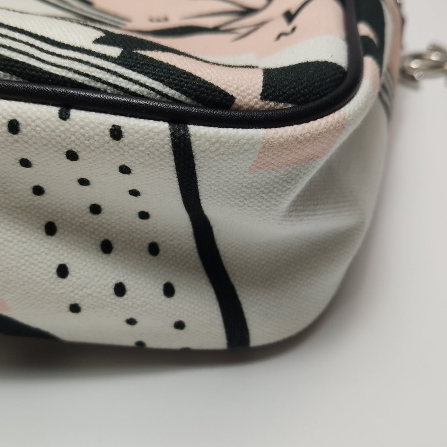 CHANEL VINTAGE DECOUVERTE BAG