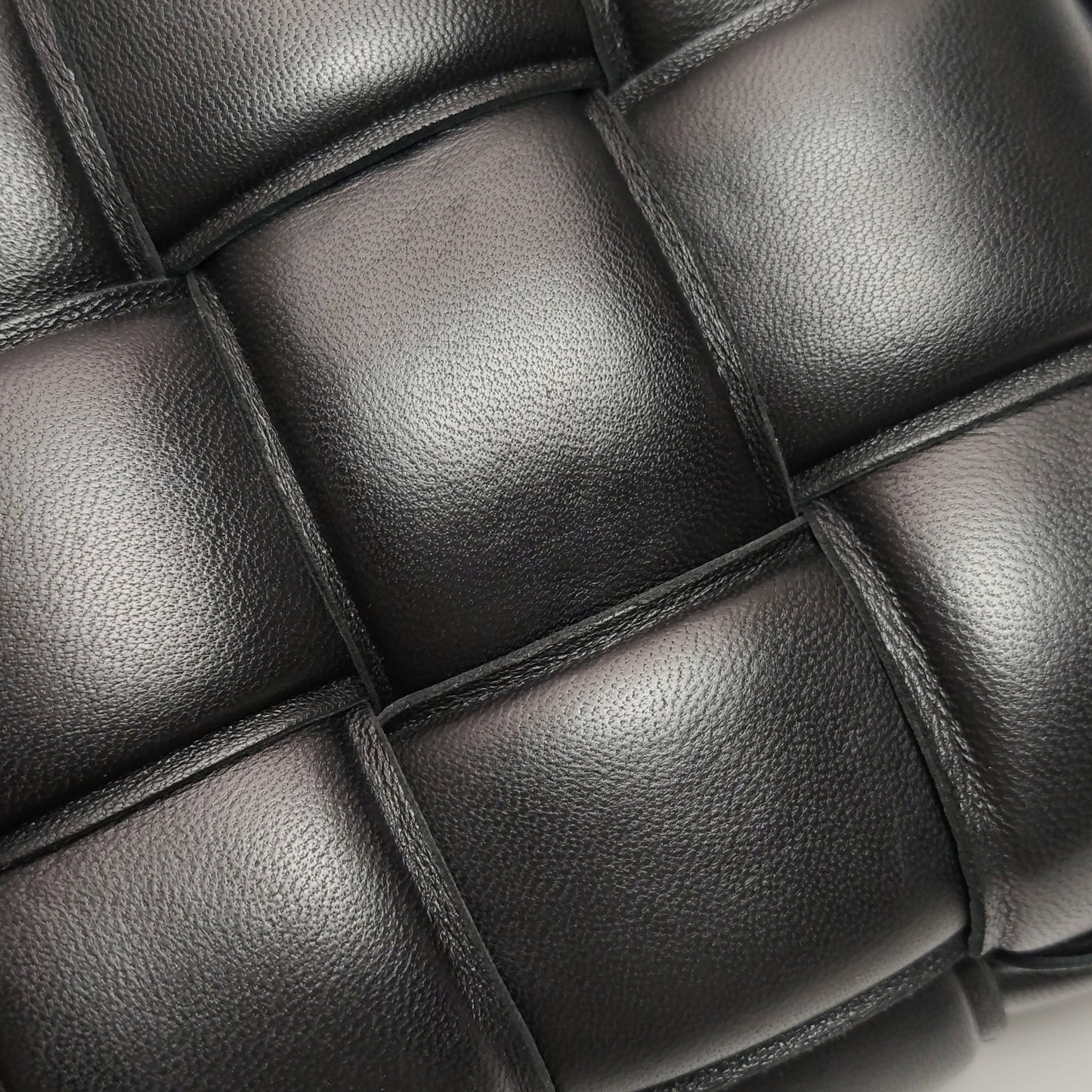 BOTTEGA VENETA CASSETTE BAG