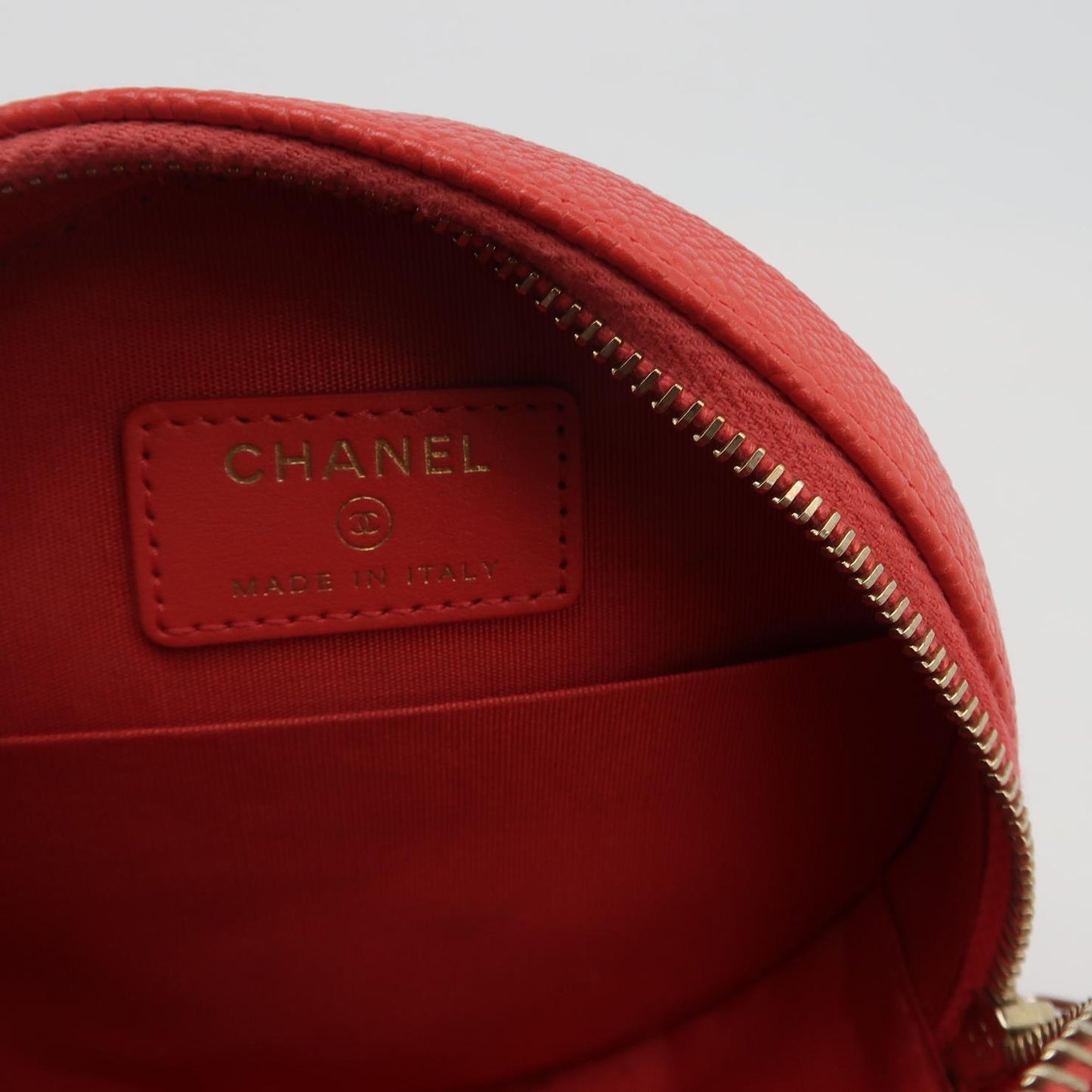 CHANEL ROUND BAG