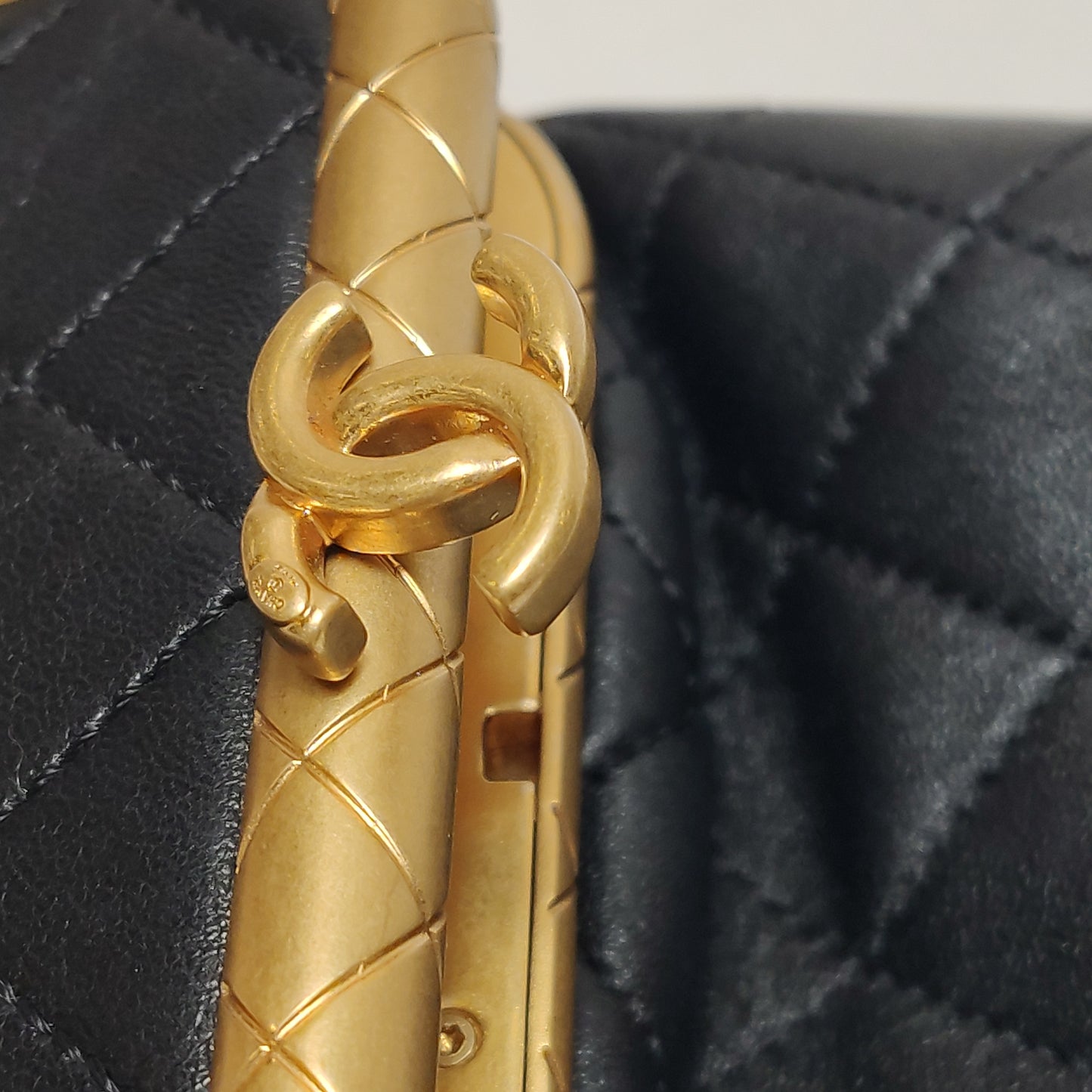 CHANEL KISS LOCK CLASP BAG