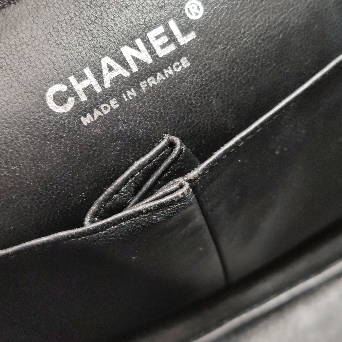 CHANEL CLASSIC FLAP BAG