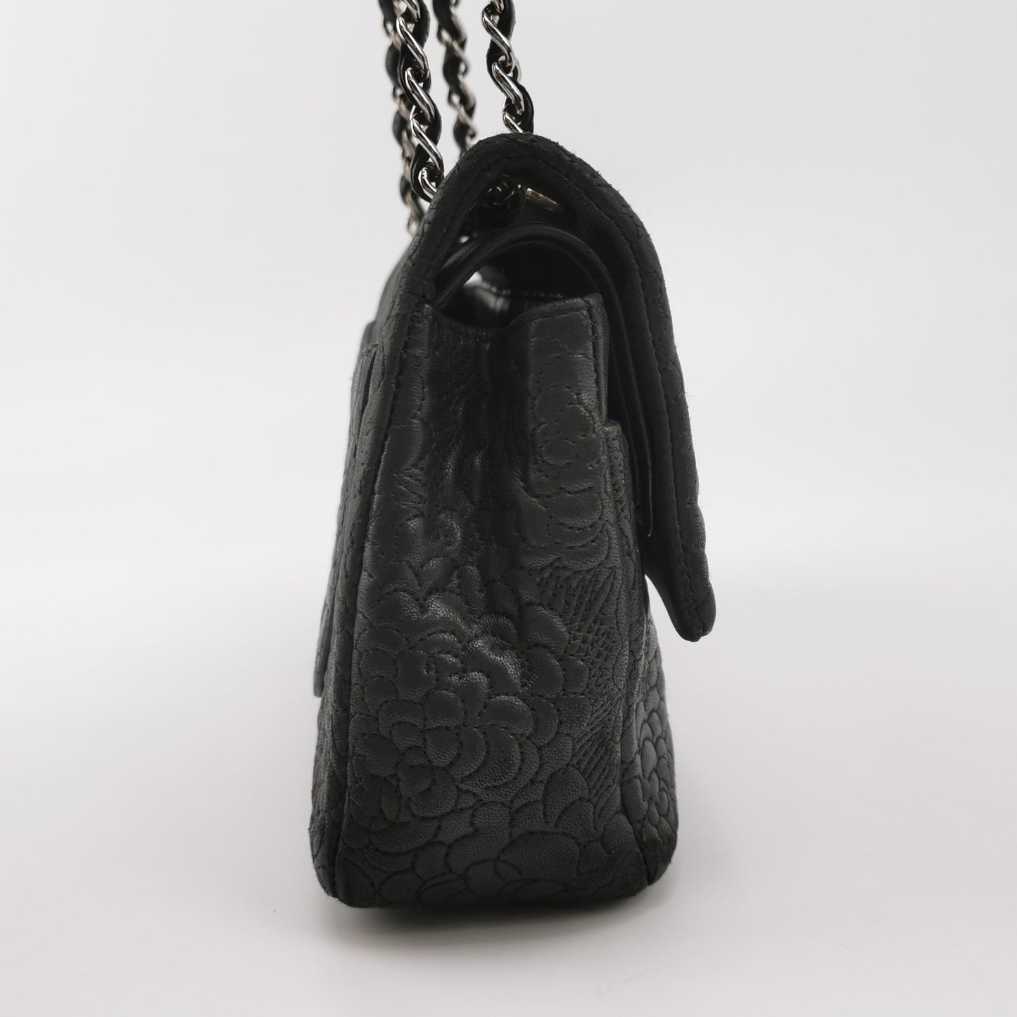 CHANEL CLASSIC FLAP BAG