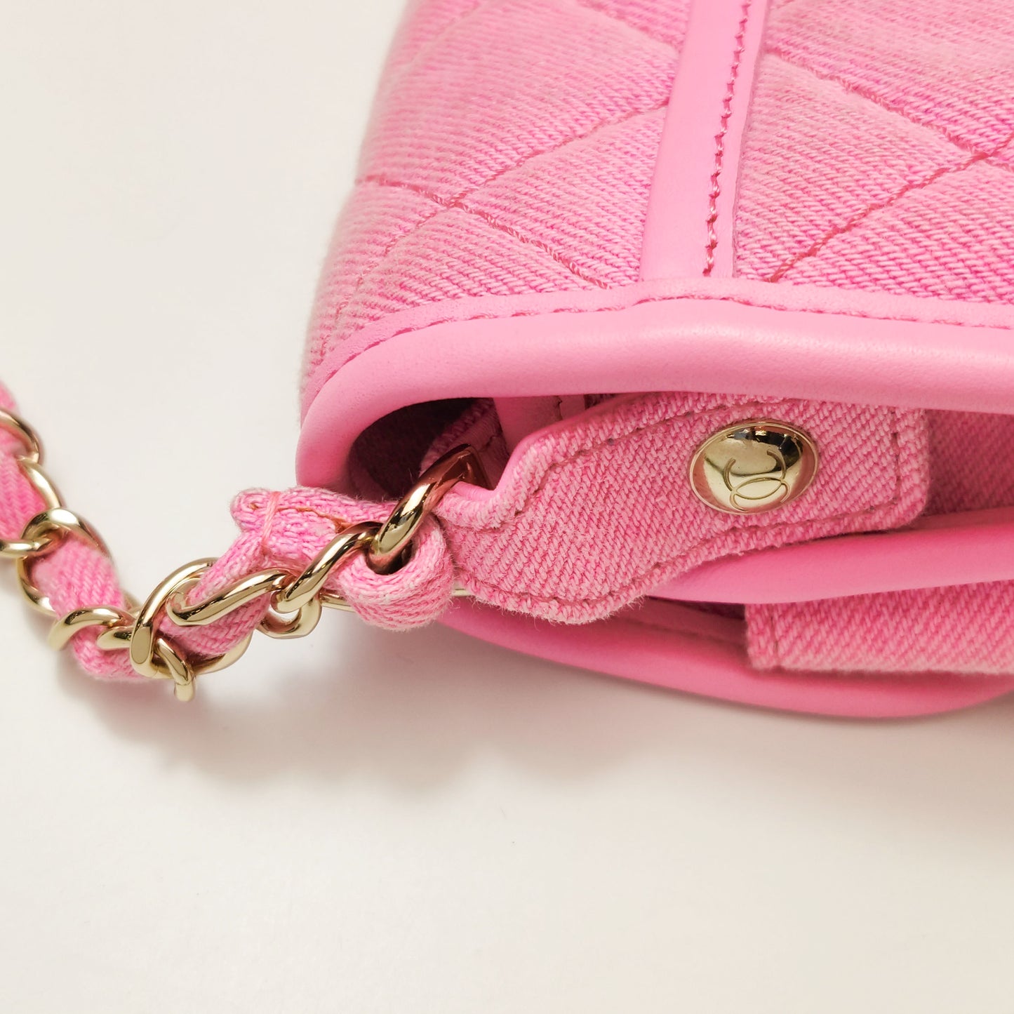 CHANEL METELASSE DENIM BAG