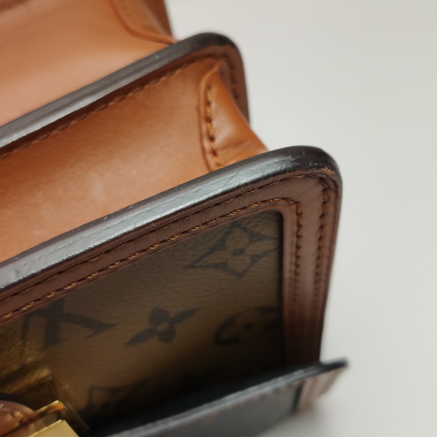 LOUIS VUITTON DAUPHINE