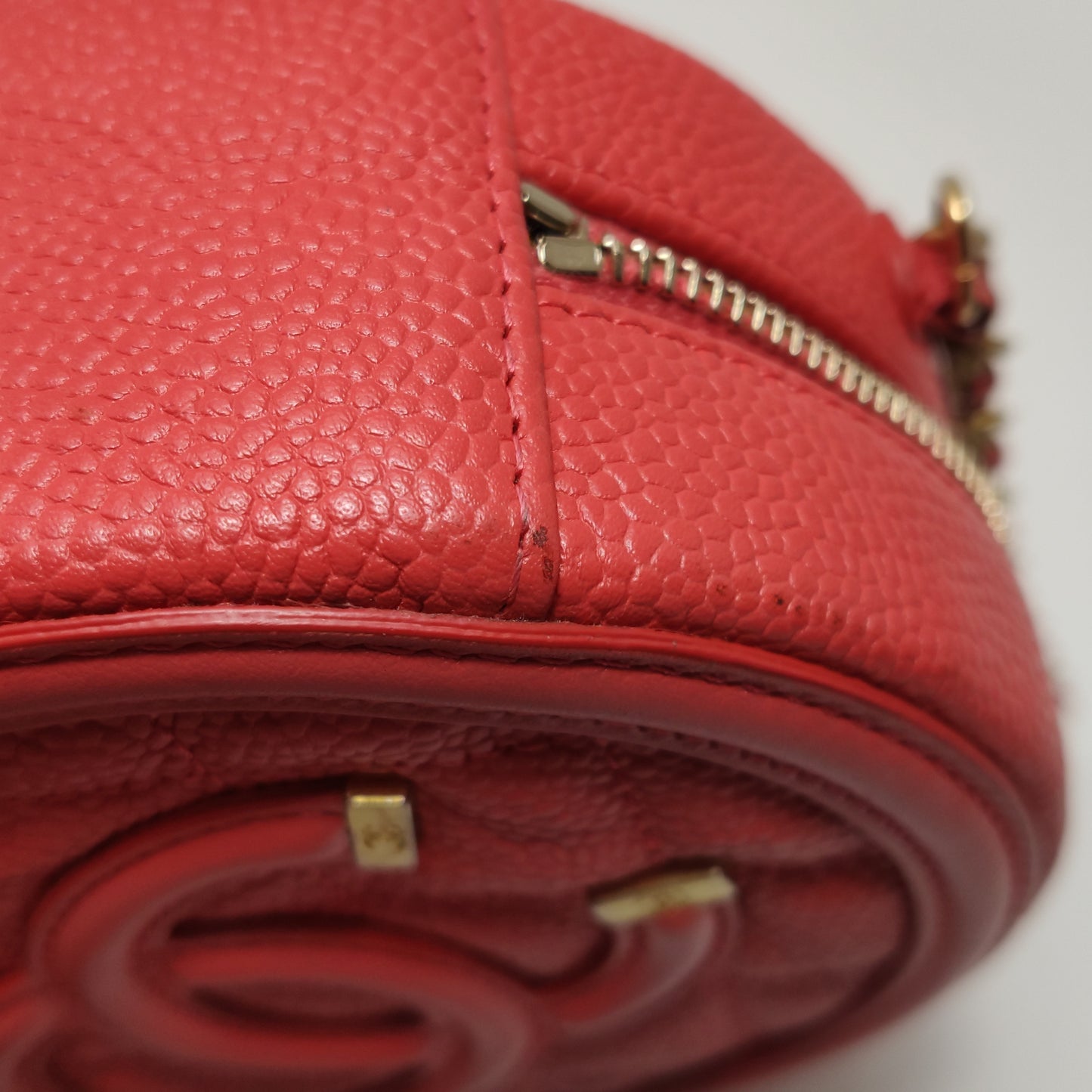 CHANEL ROUND BAG