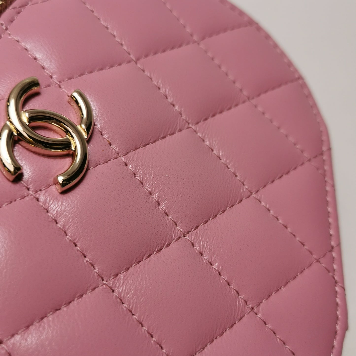 CHANEL MINI ROUND VANITY BAG